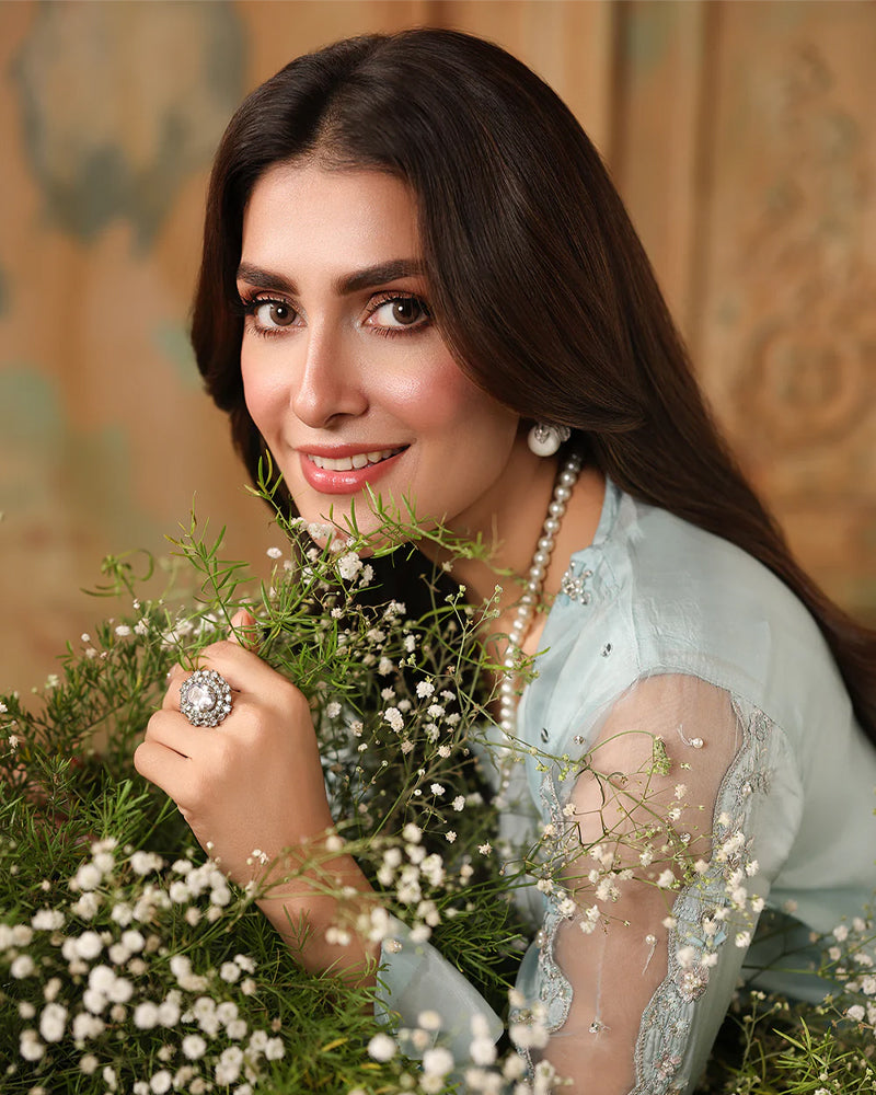 Ayeza Khan Elegant Formals AN-171
